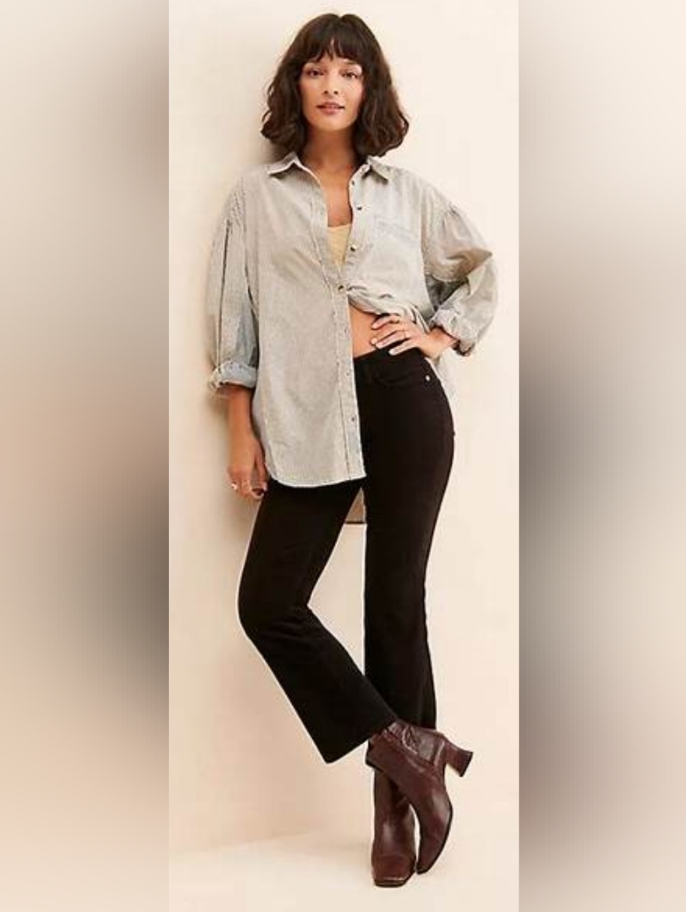 Pilcro Yaya Black Noir Jeans, Slightly Cropped, Size 28..NWT Gorgeous